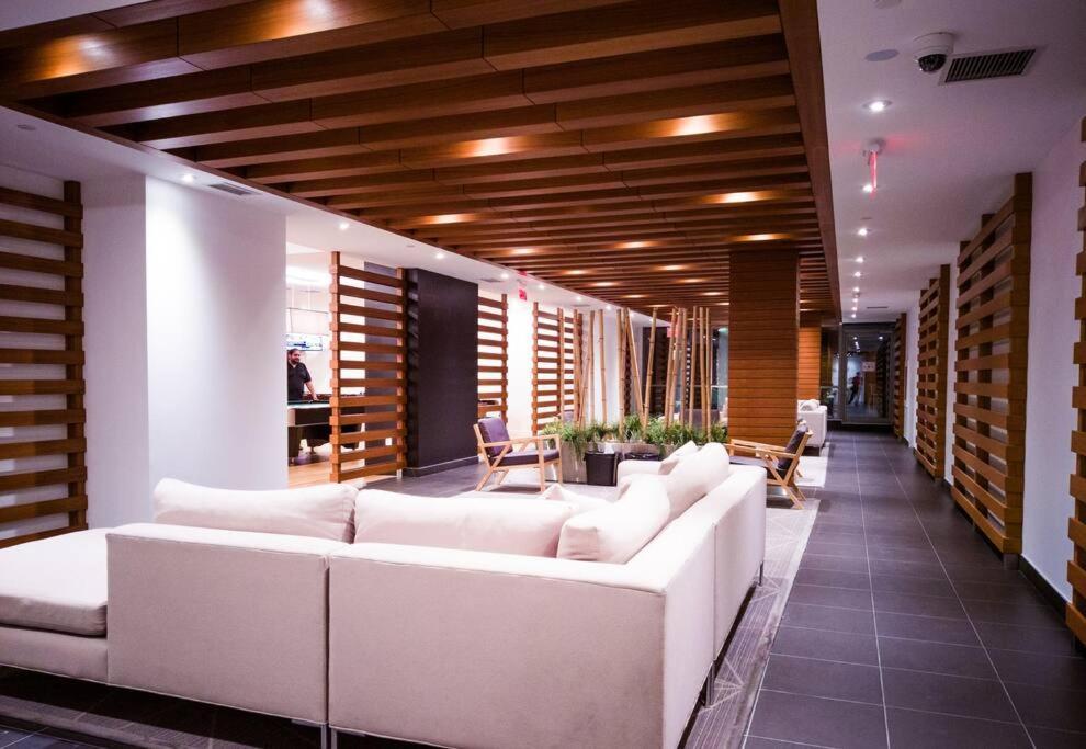 Luxury Suite Downtown Toronto Near Cn Tower Ngoại thất bức ảnh